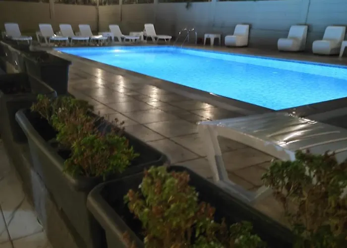 Villa Luxury With Pool Side